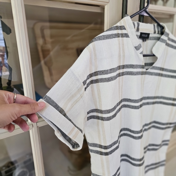 Roolee Striped V Neck Tee - Picture 6 of 7